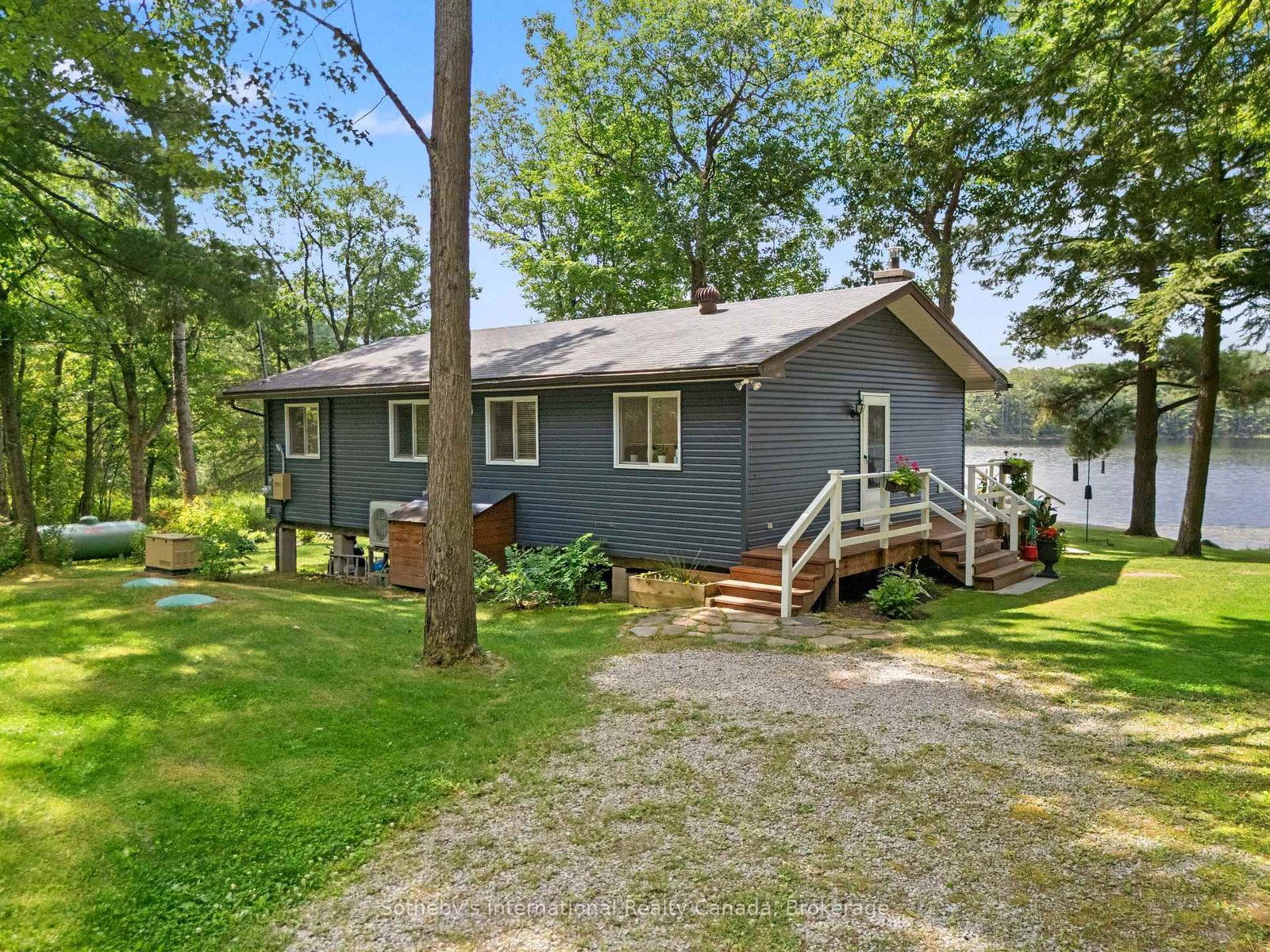 834 Eastshore Road • Georgian Bay, ON photo 21