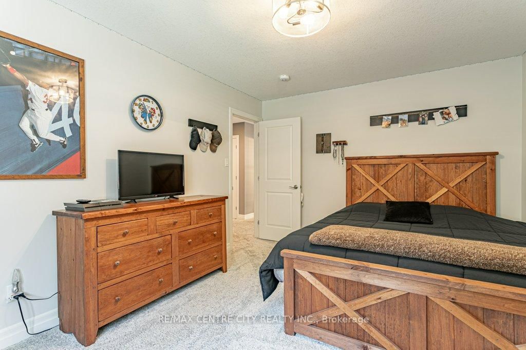 148 Elliott Trail • Thames Centre, ON photo 21