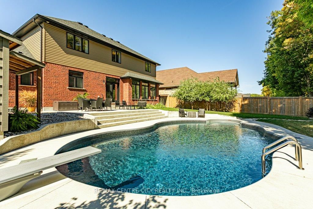 148 Elliott Trail • Thames Centre, ON photo 42