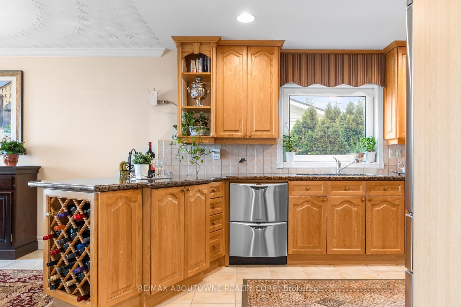 1 Twelfth Street • Grimsby, ON photo 18
