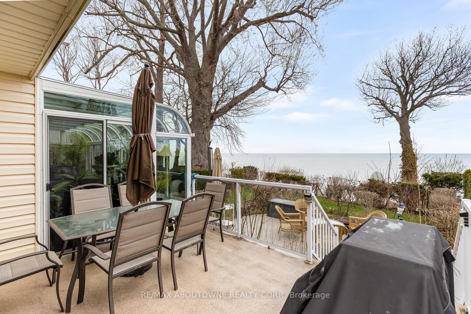 1 Twelfth Street • Grimsby, ON photo 39