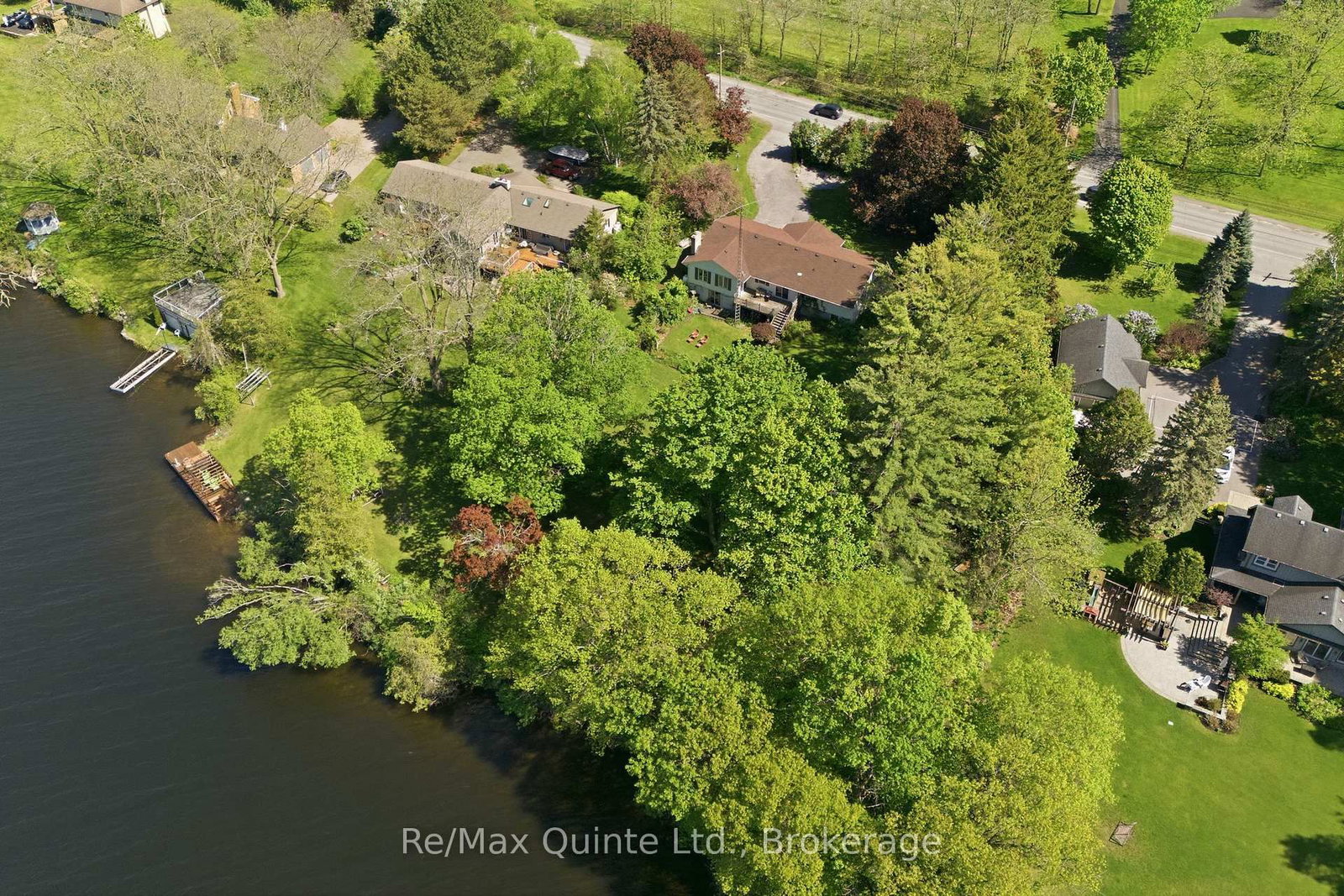 1678 County Road 3 • Prince Edward County, ON photo 24
