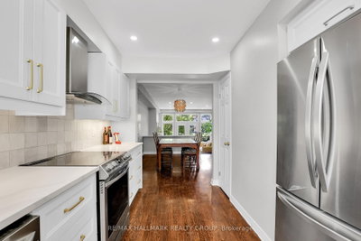 49B First Avenue — more photos