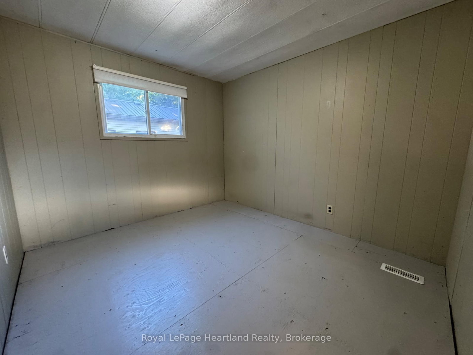 4 Trailer Park Road • Minto, ON photo 13