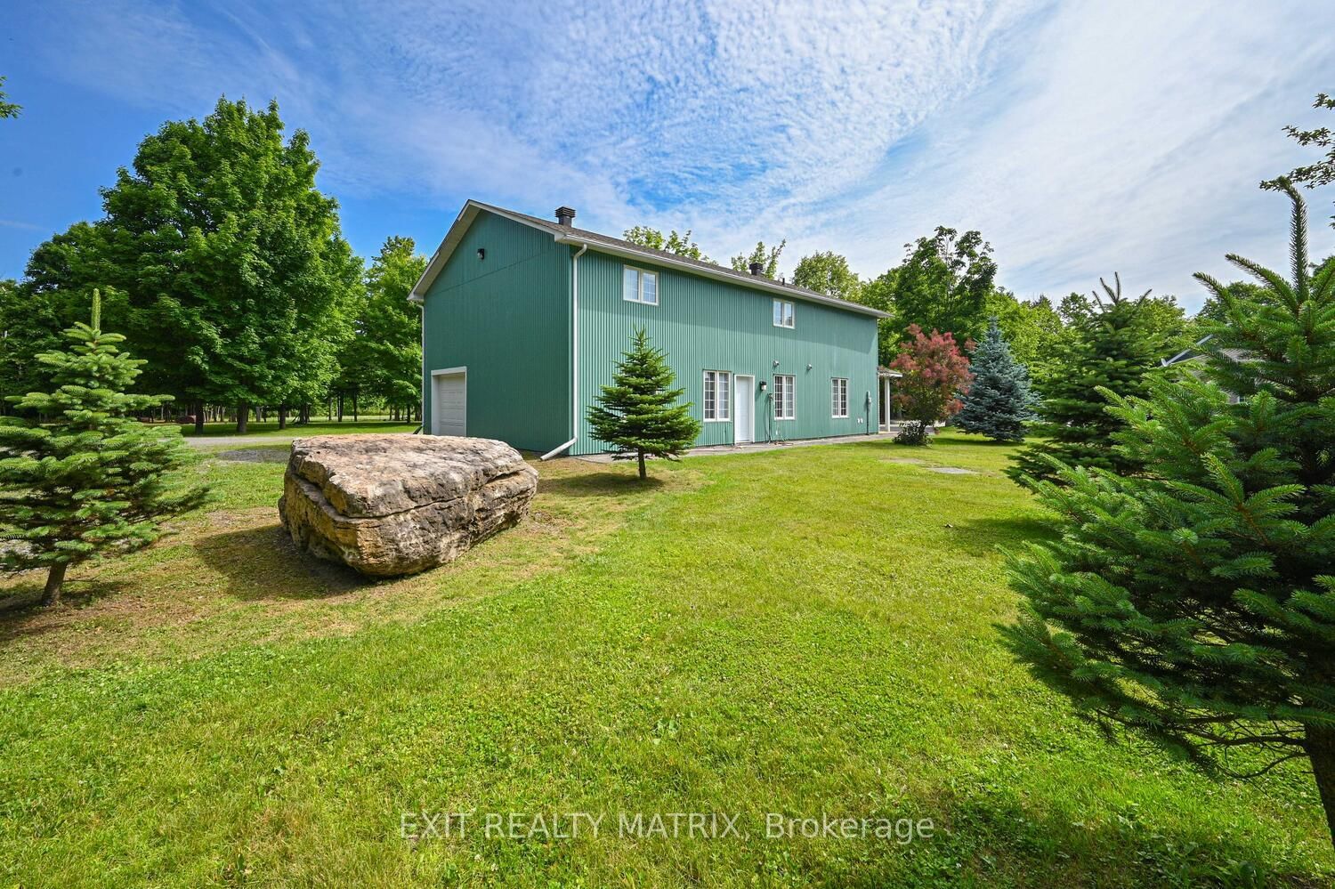 2573 Mitchell Street • Metcalfe, ON photo 37