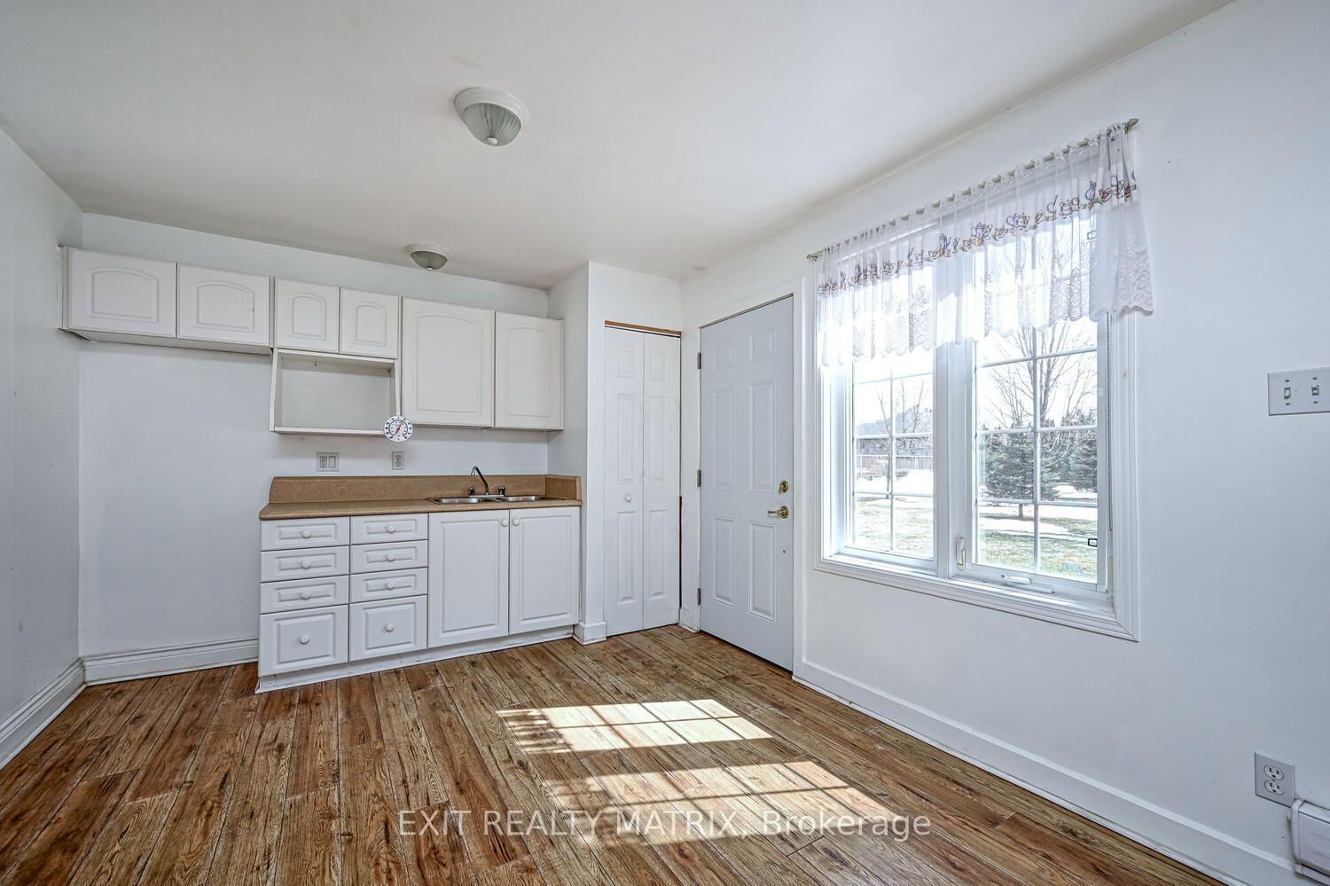 2573 Mitchell Street • Metcalfe, ON photo 40