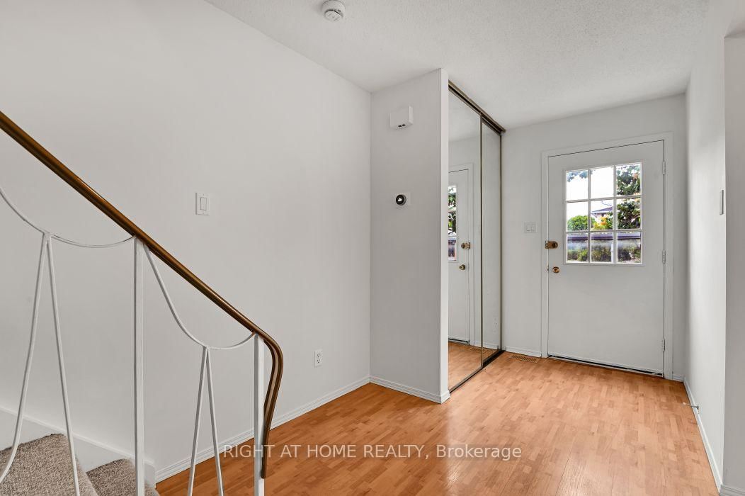 99 Craig Henry Drive • Ottawa, ON photo 2