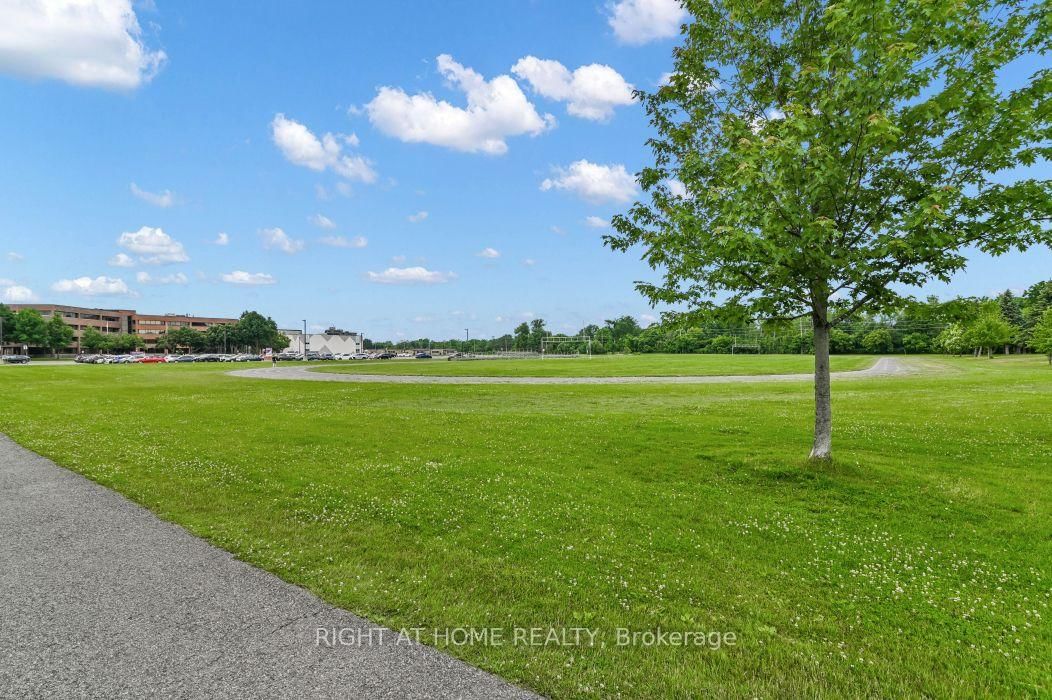 99 Craig Henry Drive • Ottawa, ON photo 24