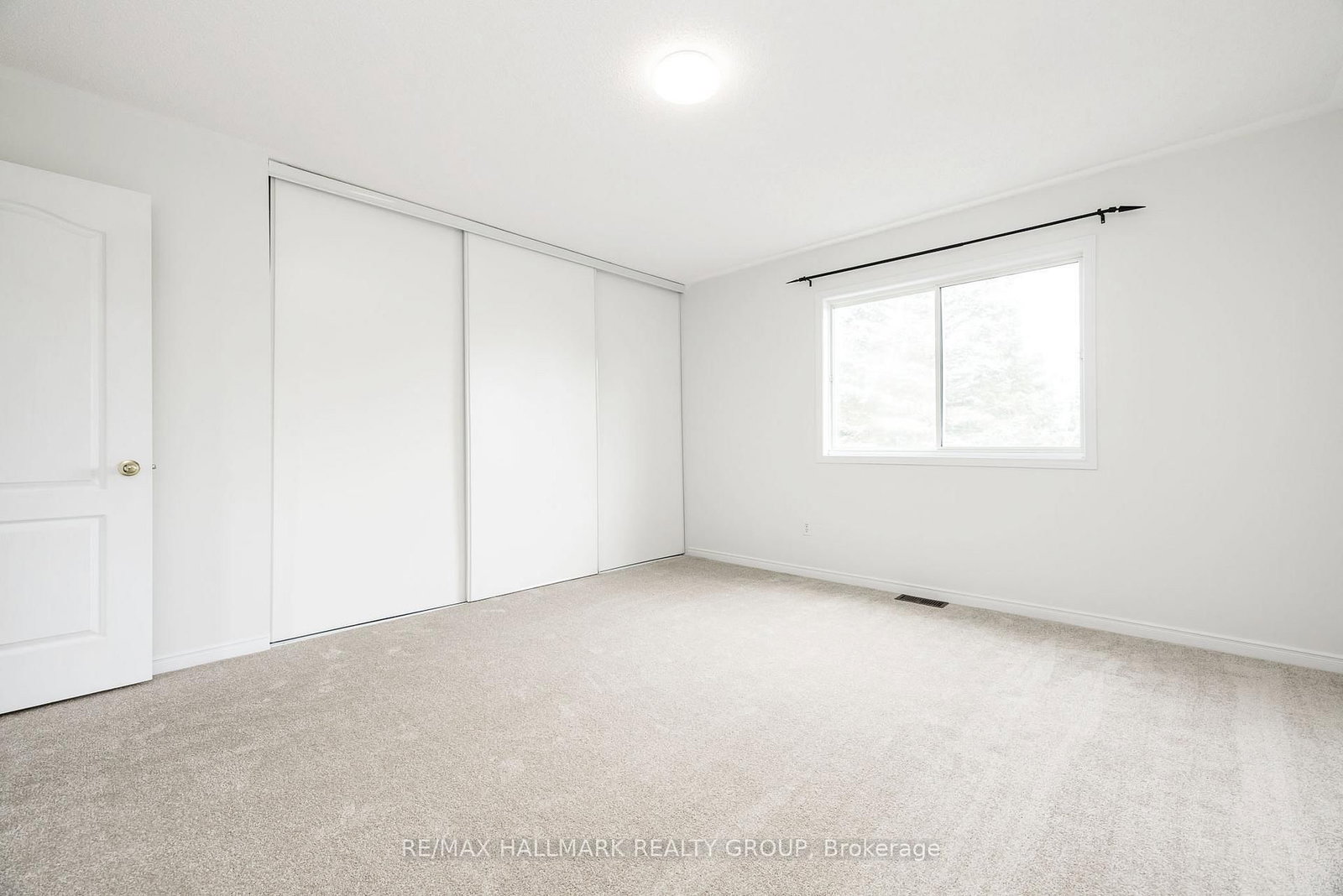 702 Maley Street • North Grenville, ON photo 28