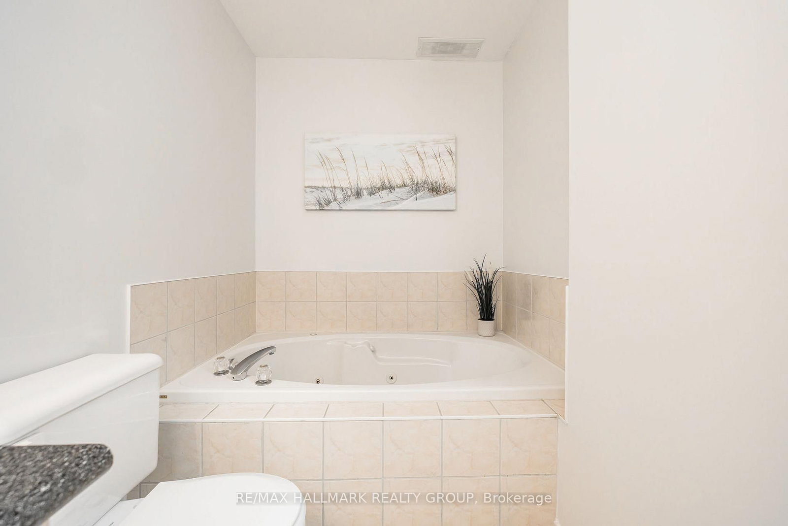 702 Maley Street • North Grenville, ON photo 39