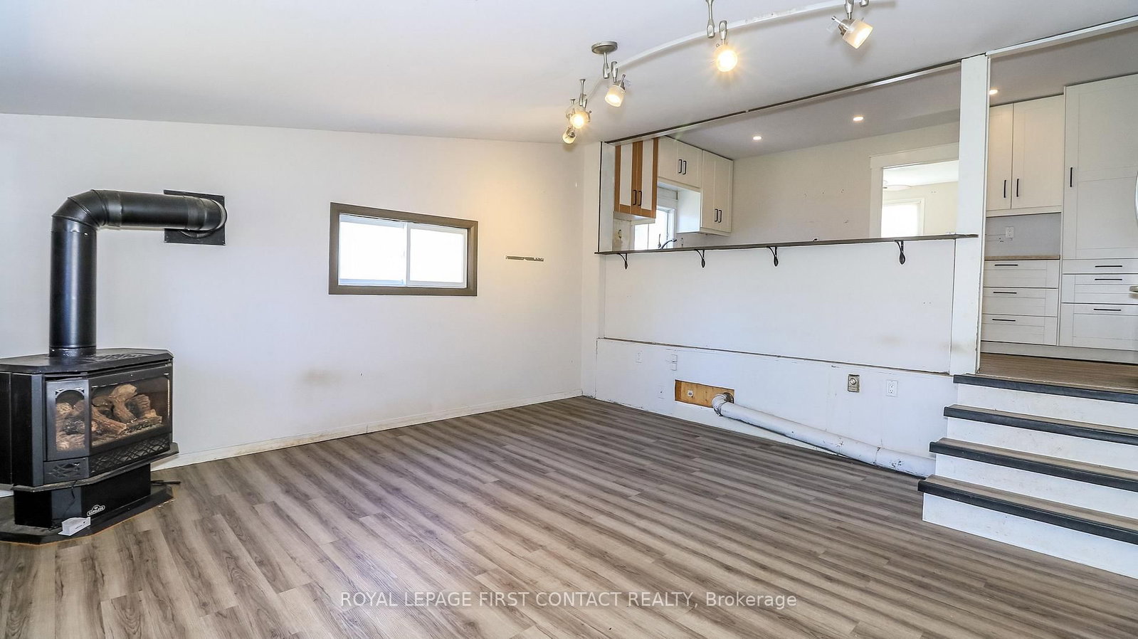 150 Farquhar Street • Gravenhurst, ON photo 27