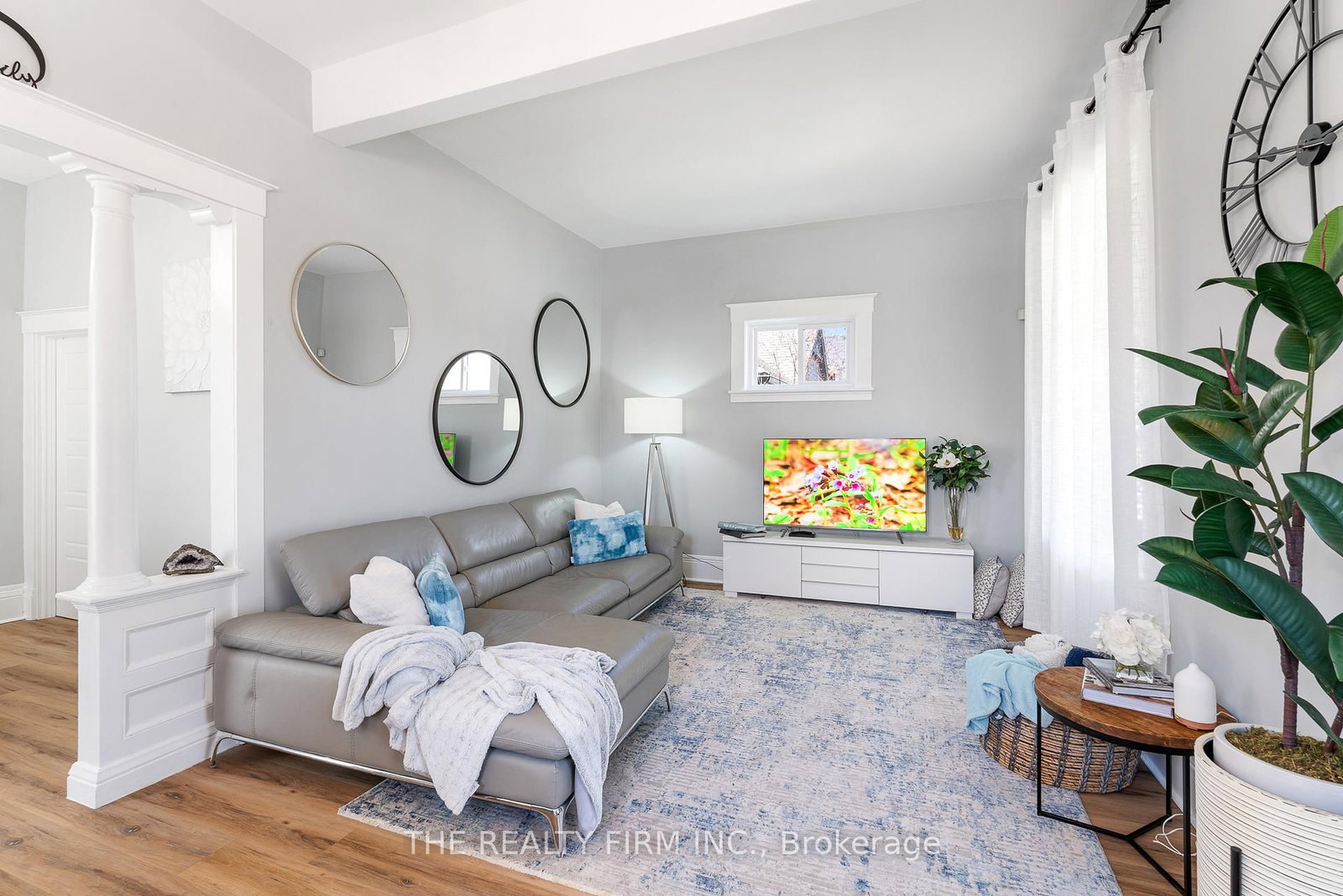 31 Fifth Avenue • St. Thomas, ON photo 3