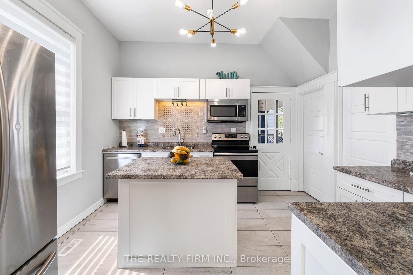 31 Fifth Avenue • St. Thomas, ON photo 8