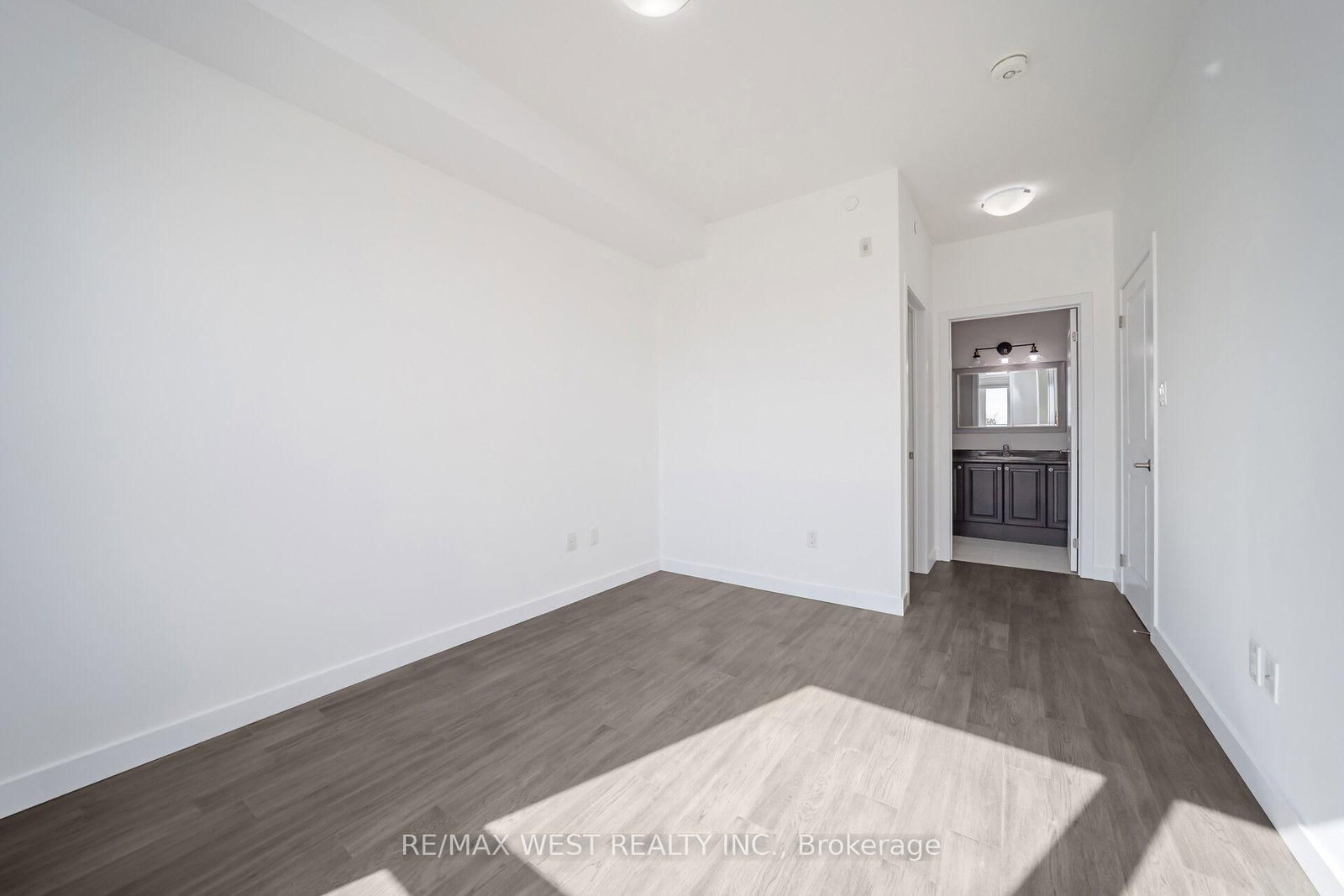 101 Shoreview Place • #131 • Hamilton, ON photo 39