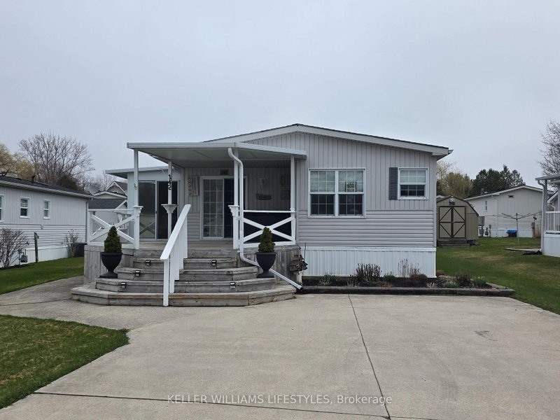 142 Sandbagger Crescent