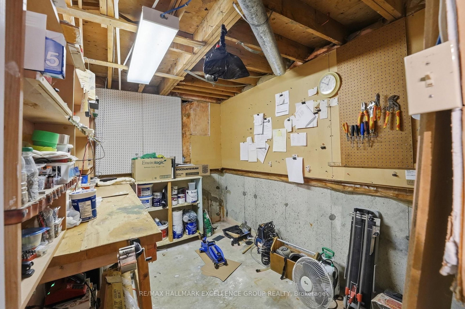 6126 Vineyard Drive • Ottawa, ON photo 46