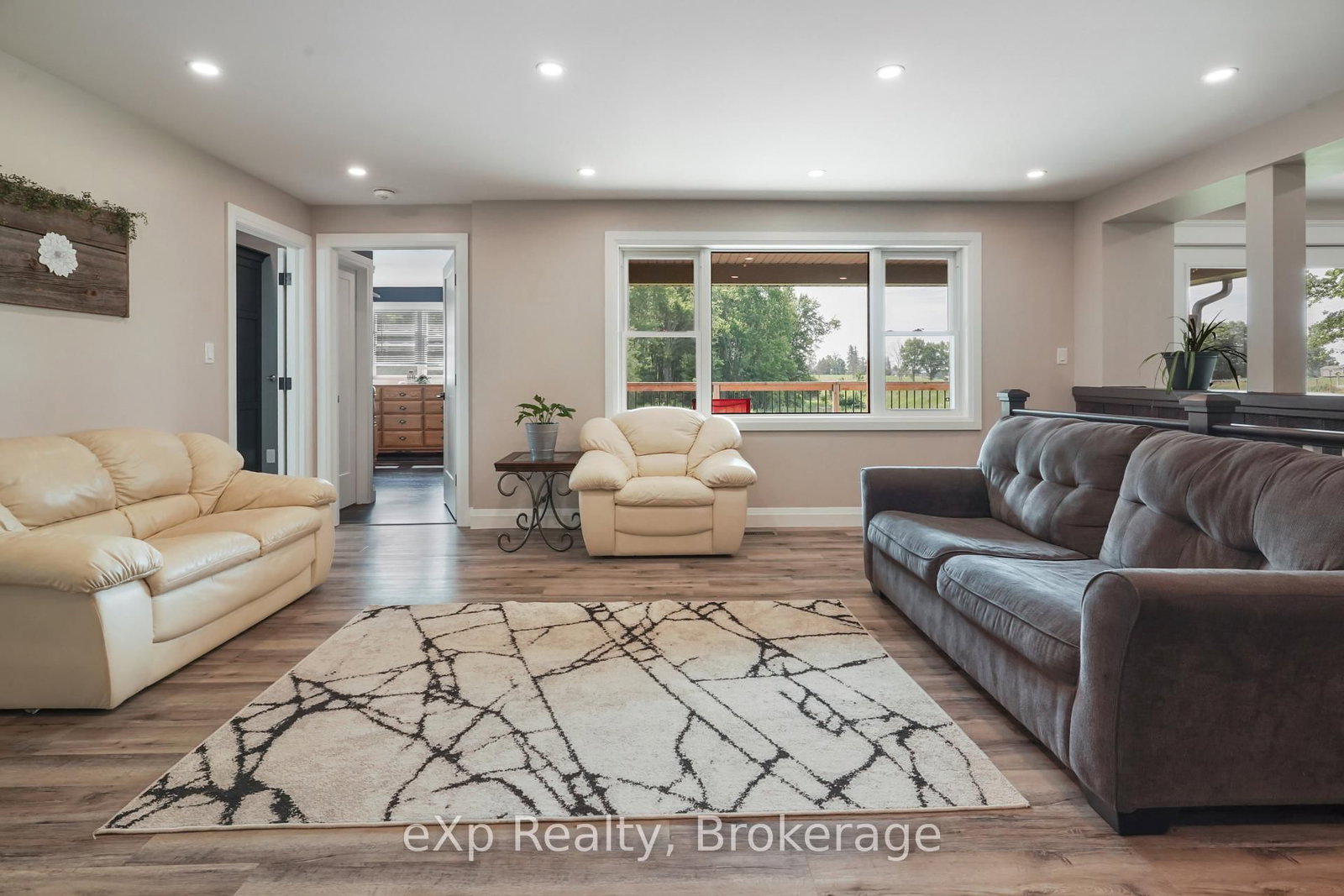 44032 Amberley Road • Howick, ON photo 12