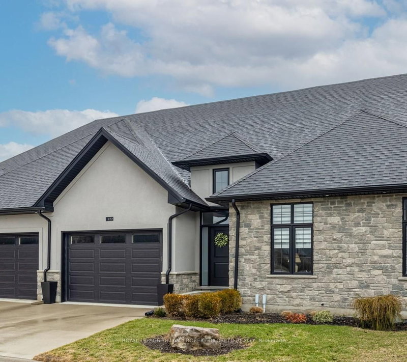 122 - 9861 GLENDON Drive