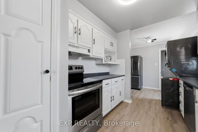 56 Classic Crescent — more photos