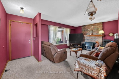 7205 Highway 3 W — more photos