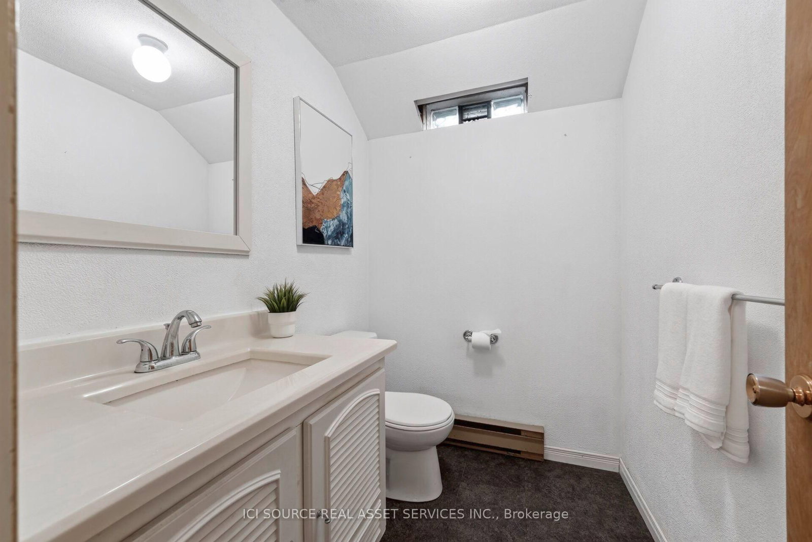 1215 Princess Street • Cornwall, ON photo 34