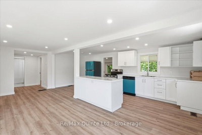 1581 County Rd 10 • Prince Edward County, ON photo 6