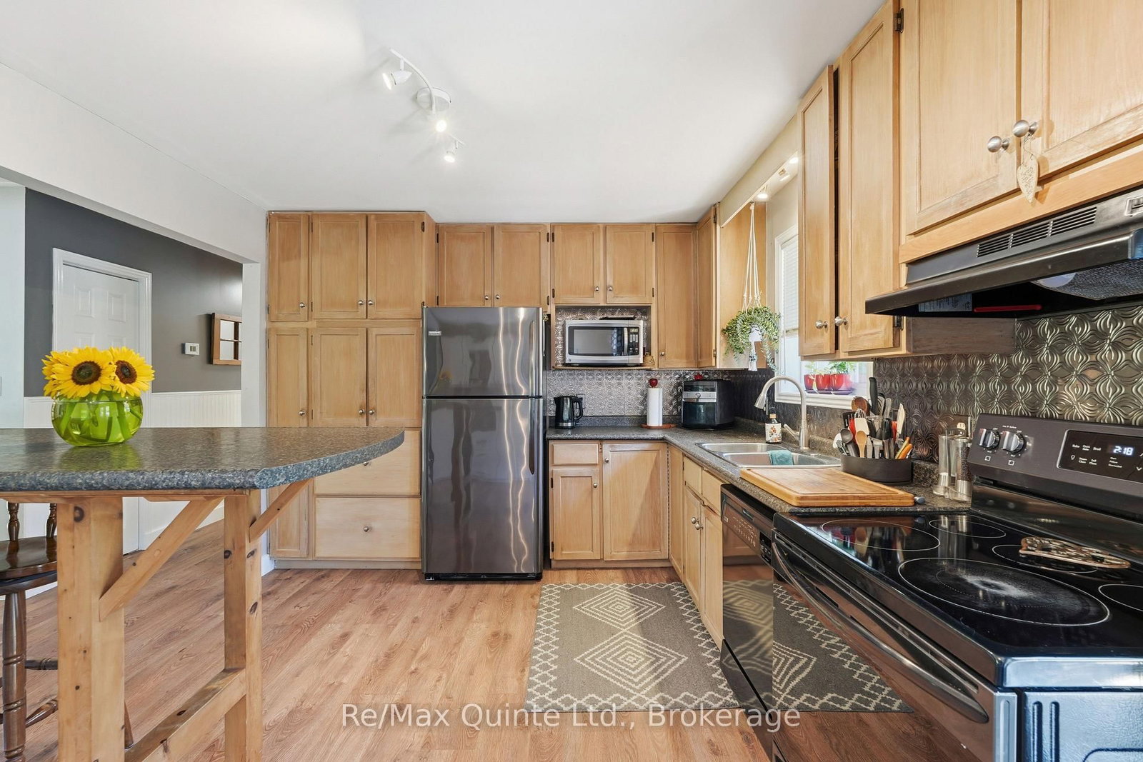 50 County Road 18 • Prince Edward County, ON photo 11
