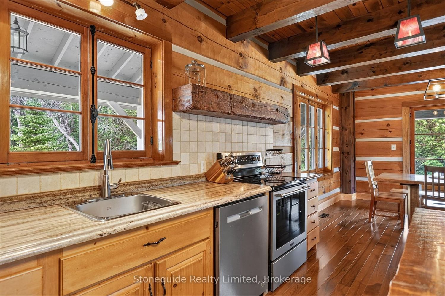 Listing Image 10