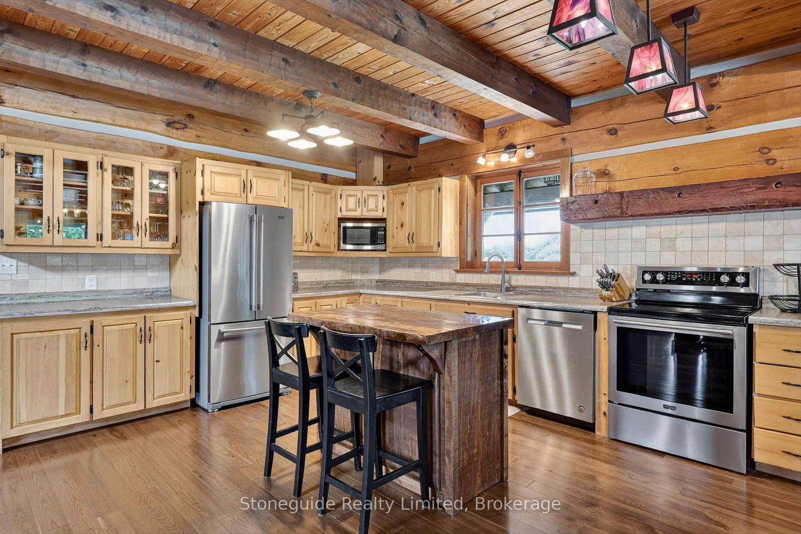 Listing Image 8