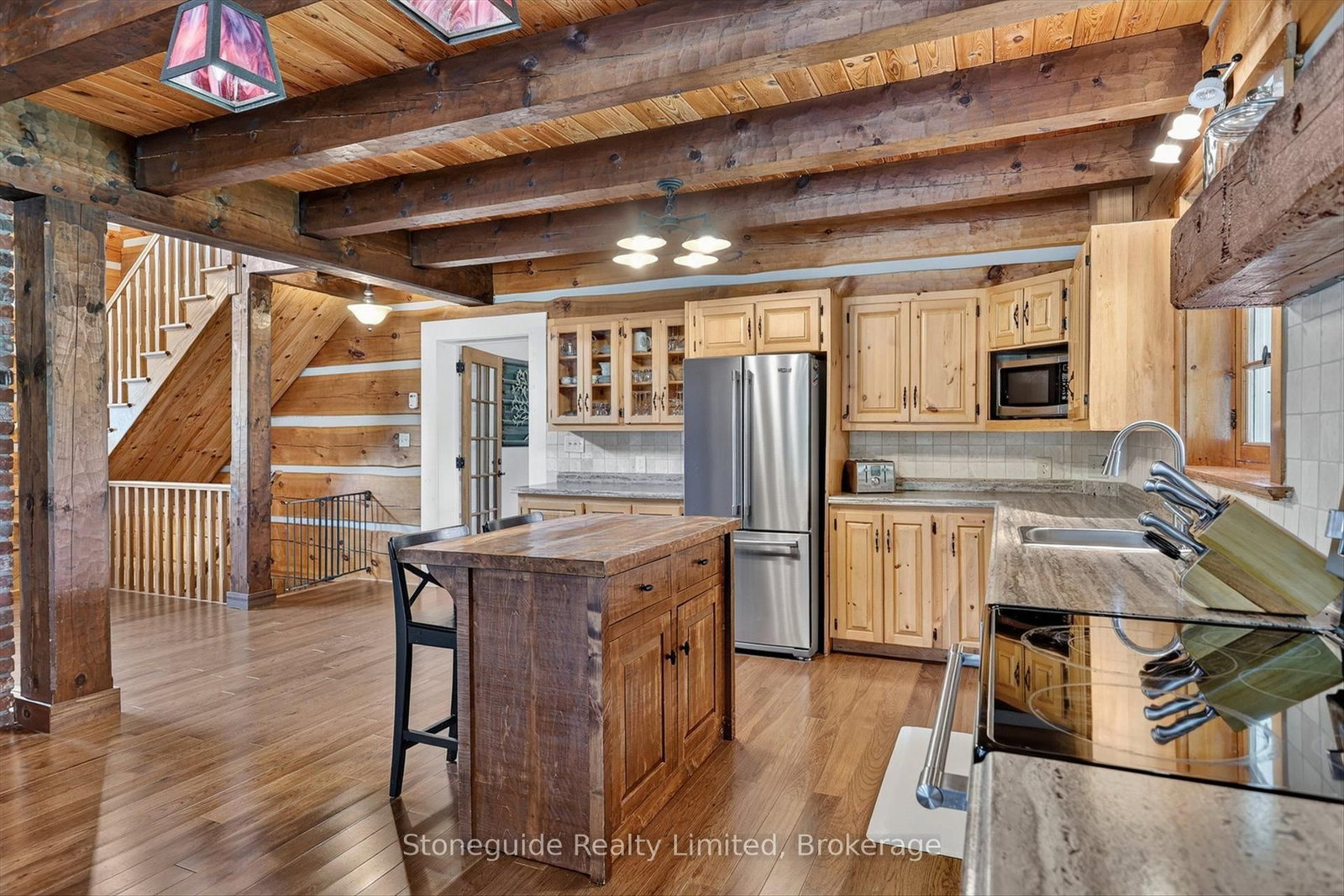 Listing Image 9
