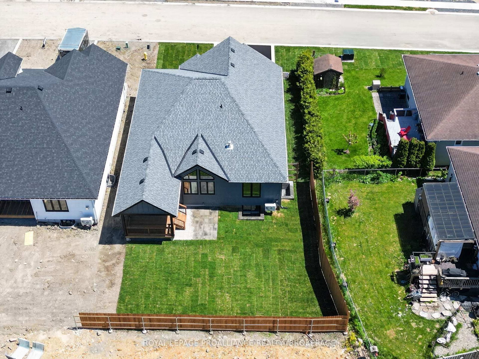 Listing Image 37
