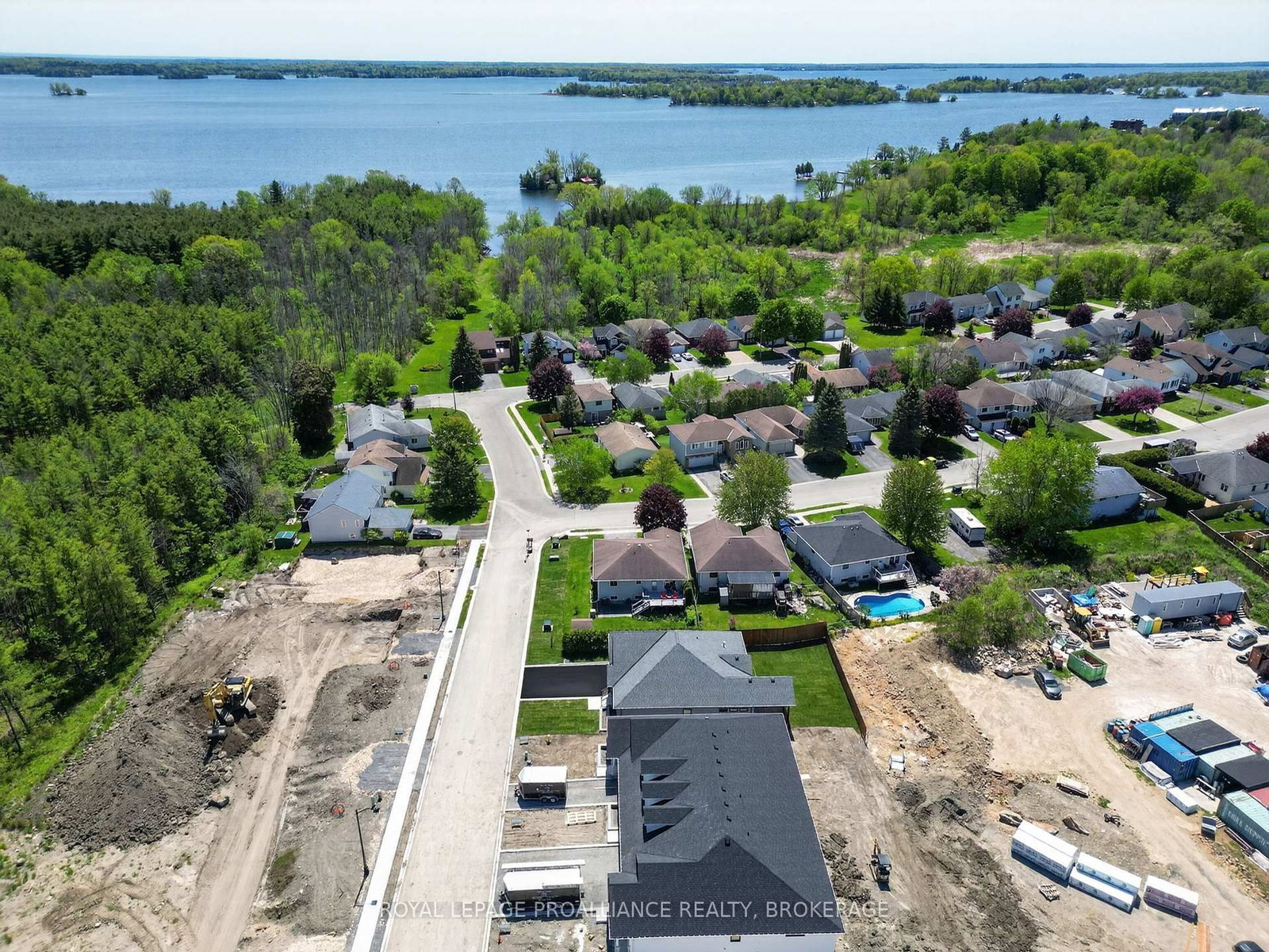 Listing Image 40