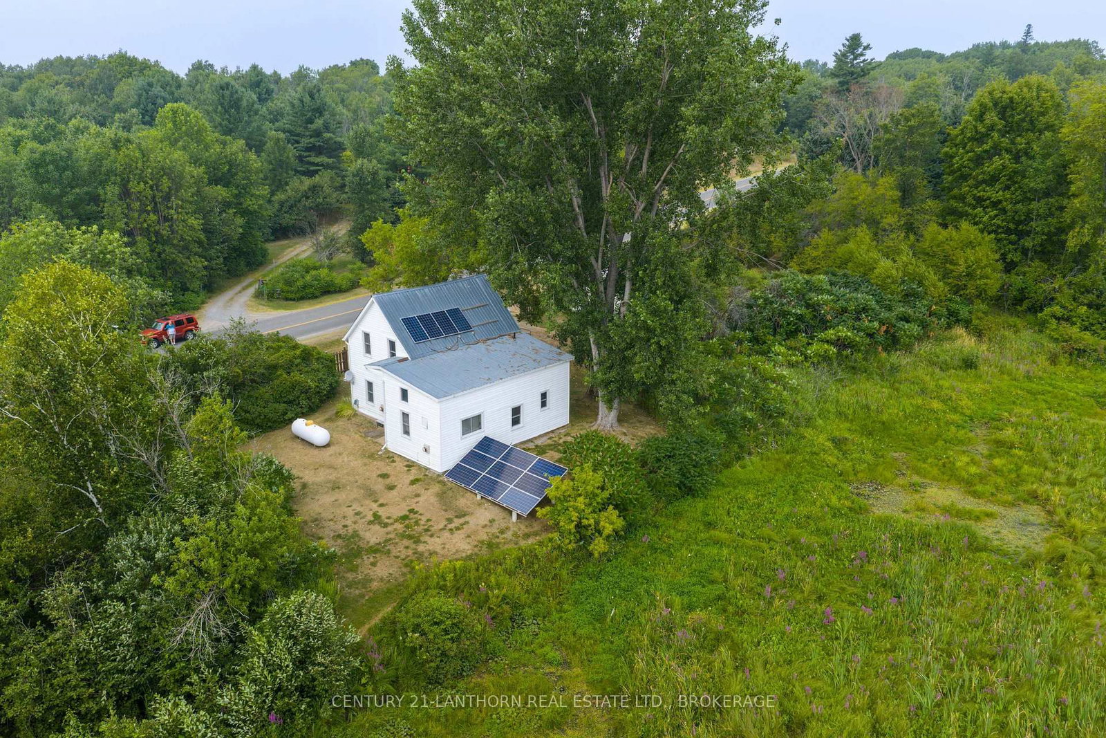 Listing Image 6