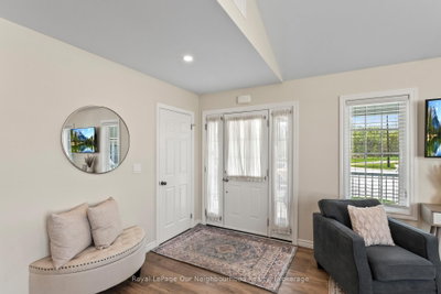 300 Croft Street • #1602 • Port Hope, ON photo 5