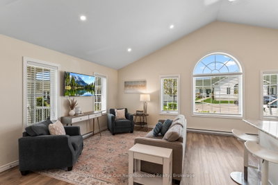 300 Croft Street • #1602 • Port Hope, ON photo 6