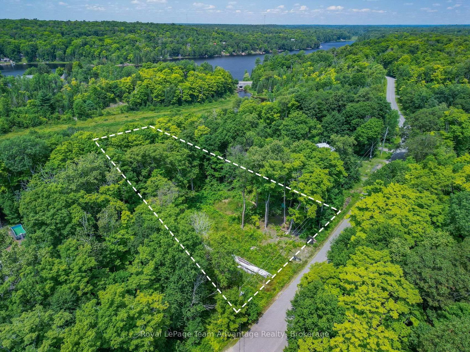 17 Cornflower Road • McDougall, ON photo 1