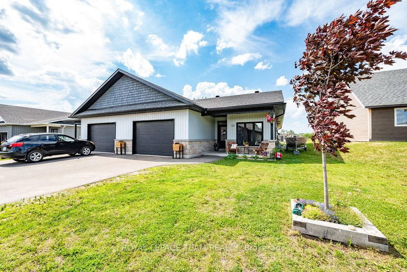 12 Bamagillia Street E