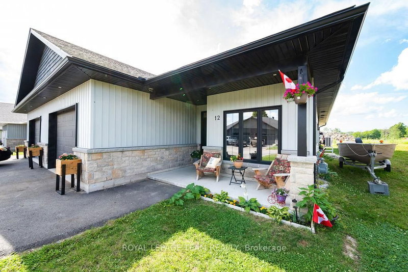 12 Bamagillia Street E