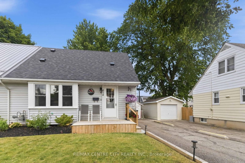 414 Flanders Row