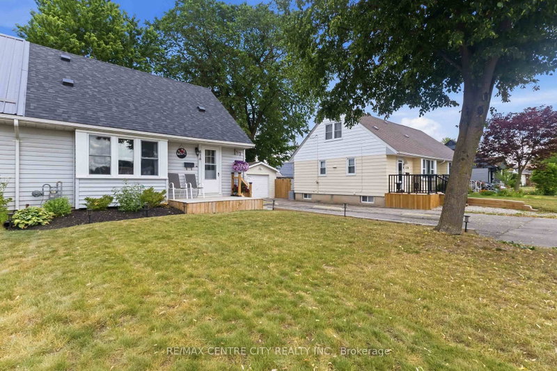 414 Flanders Row