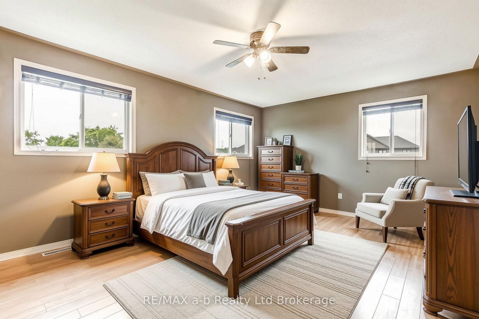 39 Primrose Drive • Tillsonburg, ON photo 15