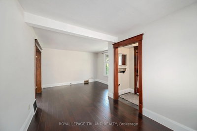 52 E Emery Street • London South, ON photo 9