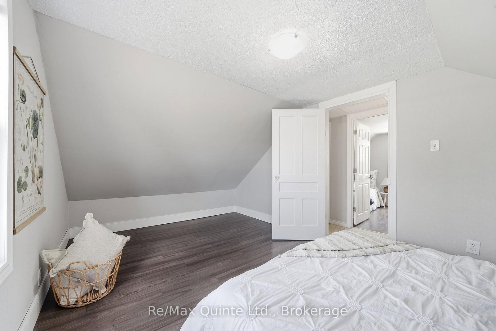 84 Campbell Street • Quinte West, ON photo 24