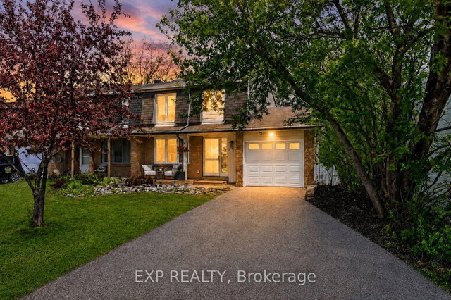 2333 Cotters Crescent