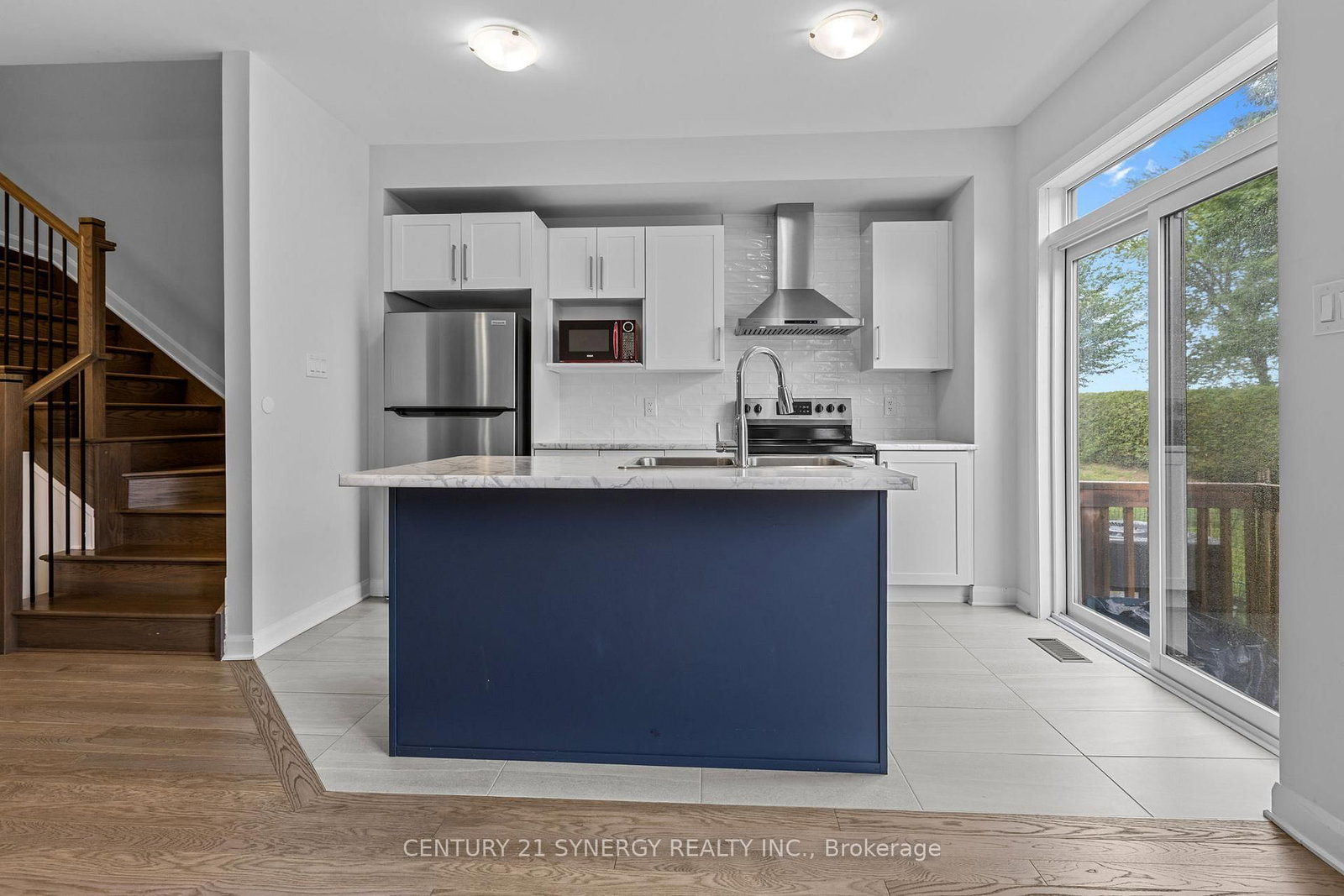 112 Attwell Private • Ottawa, ON photo 14