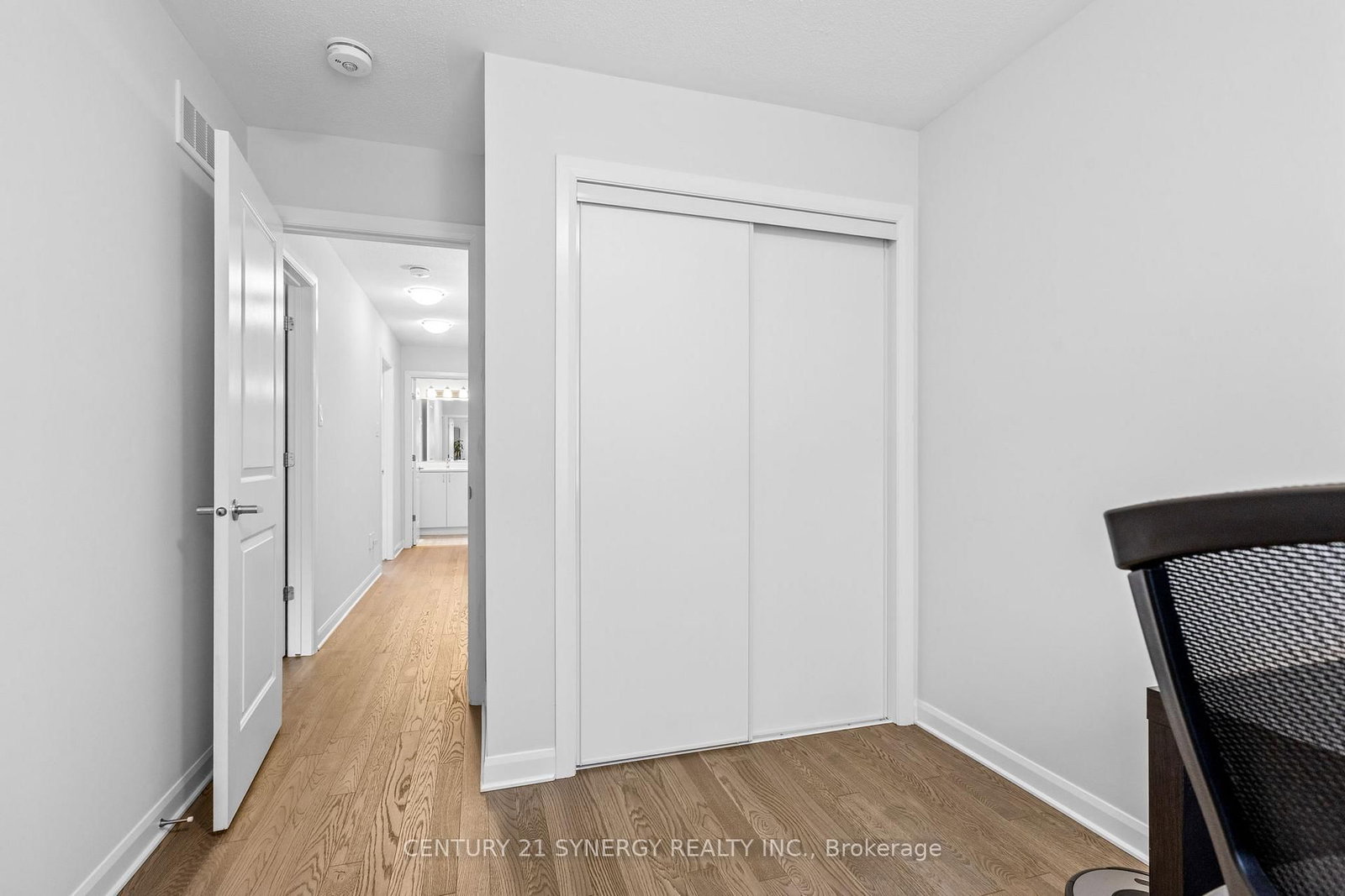 112 Attwell Private • Ottawa, ON photo 25