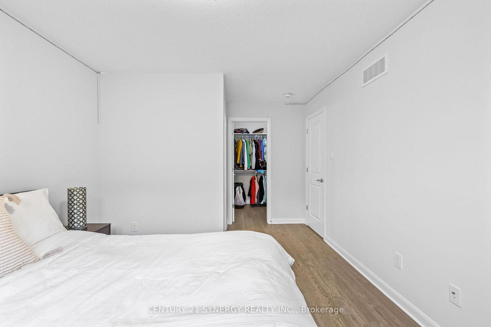 112 Attwell Private • Ottawa, ON photo 27