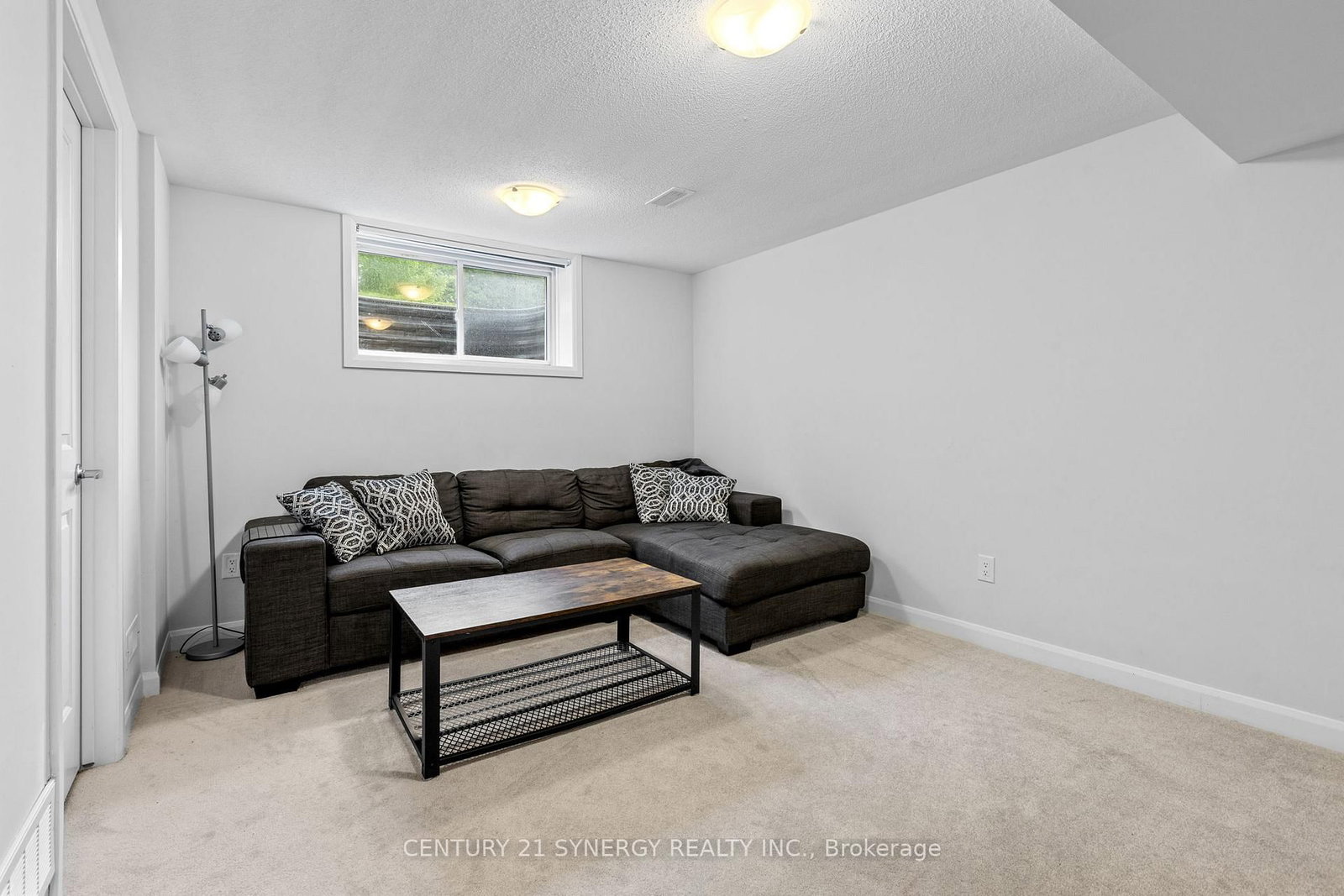 112 Attwell Private • Ottawa, ON photo 29