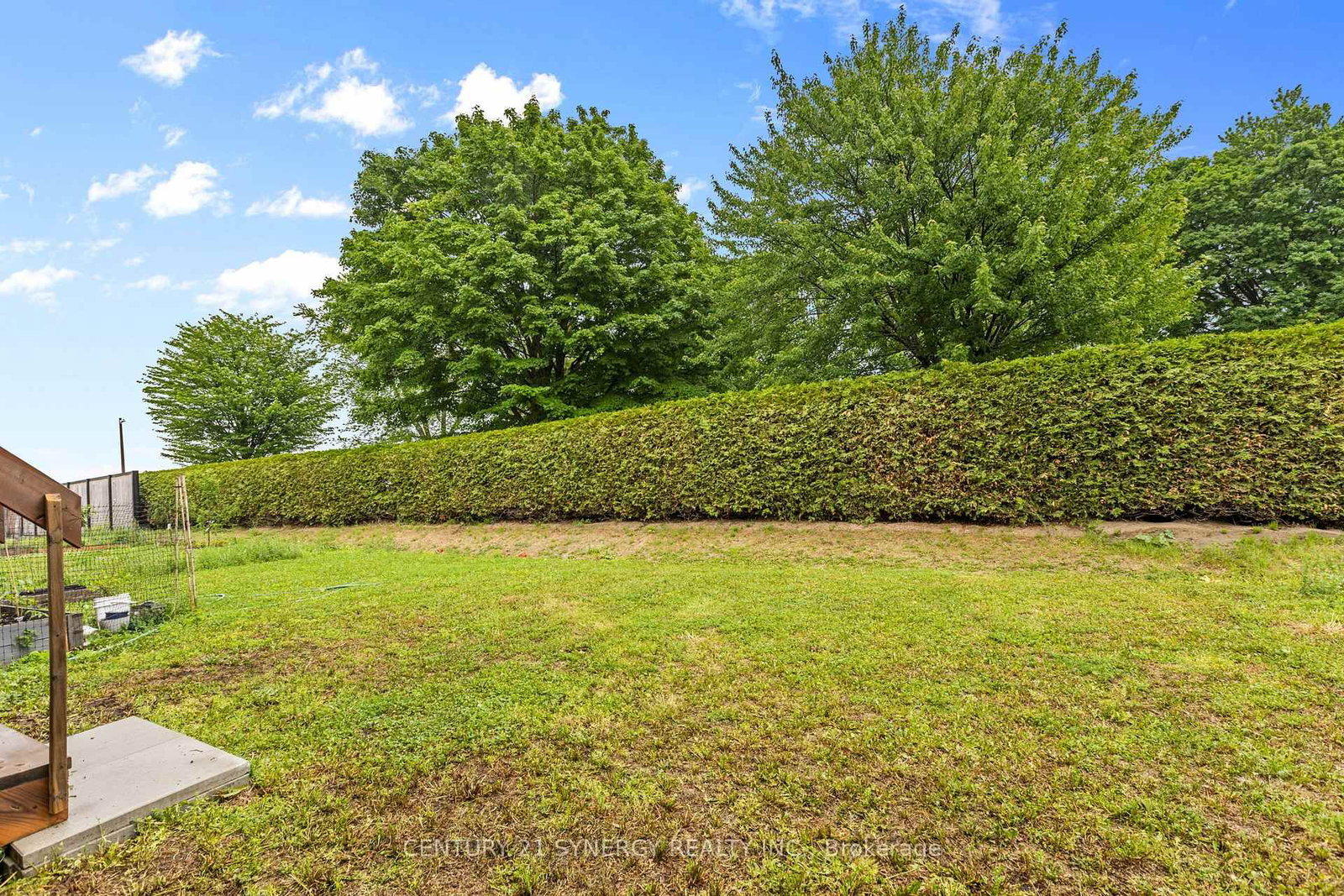 112 Attwell Private • Ottawa, ON photo 33