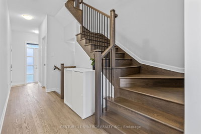 112 Attwell Private • Ottawa, ON photo 8